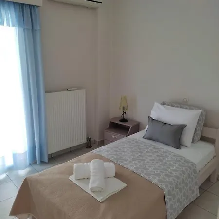 Areti4 * Petalidi