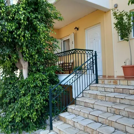 Areti4 Apartment